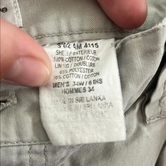 Columbia Sportswear Company Cream Athletic Shorts with Relaxed Fit Size 34 - Picture 3 of 9